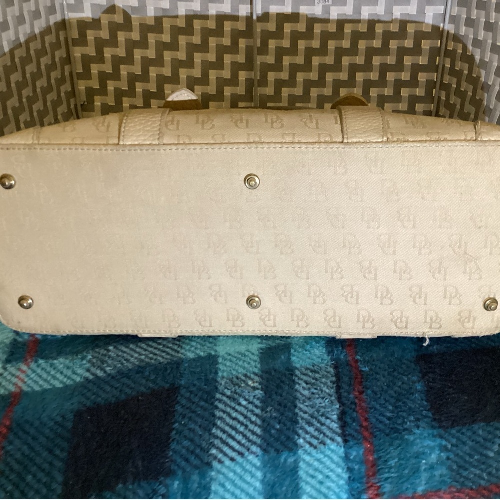 Y2K Dooney & Bourke Beige Logo Canvas Bag Casual Purse - Picture 8 of 14